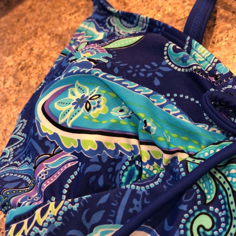 Beach Diva Malibu Flyaway Paisley Tankini Top Size 8 - Top Only - Picture 5 of 17